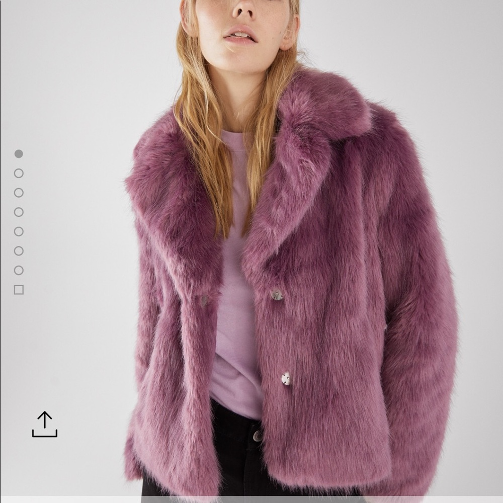 Short faux fur coat with lapel collar